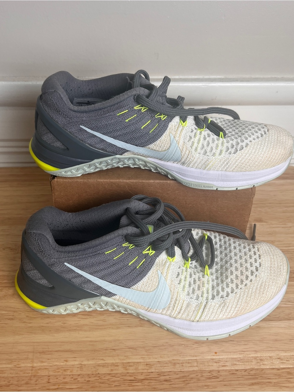 Nike Metcon DSX Flyknit Training Shoes Size 7.5 Women’s